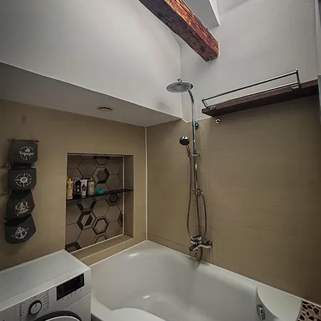 Apartma Celia Center
